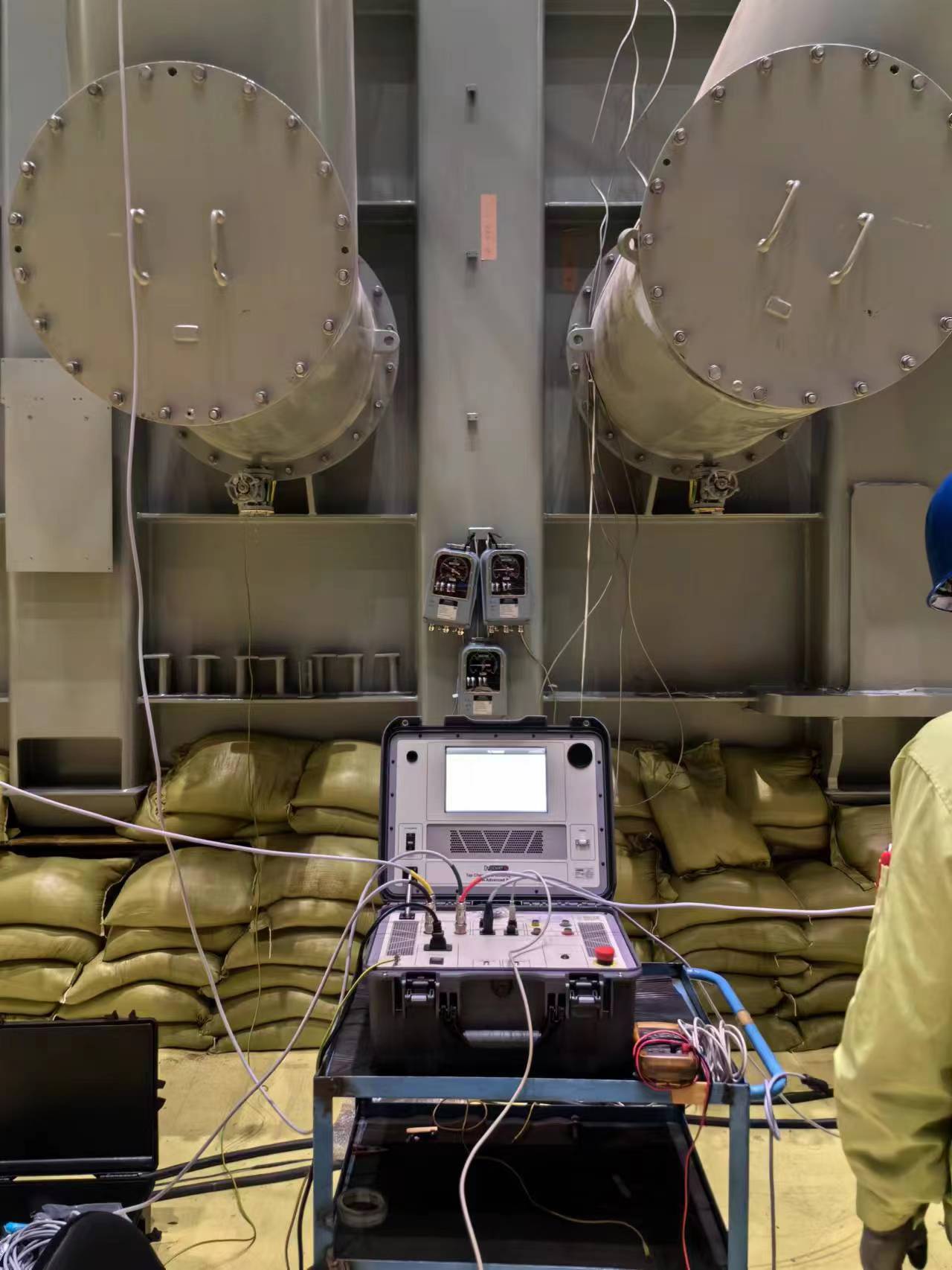 TWA500<a href='http://m.yspmgs.com/Cpzx/bianyaqiceshiyi/dvpowertrt.html'>三相變壓器</a>有載分接開關測試儀