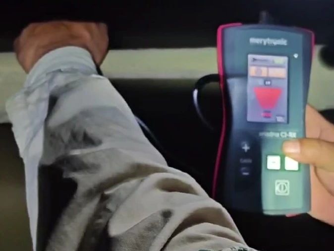 <a href='http://m.yspmgs.com/Cpzx/dianlanceshiyi/ariadna.html'>Ariadna CI</a>電纜帶電識(shí)別儀 <a href='http://m.yspmgs.com/Cpzx/dianlanceshiyi/ariadna.html'>Ariadna CI</a>電纜帶電識(shí)別儀