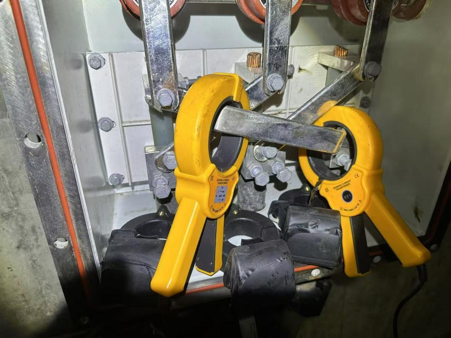 R-MR110 便攜式高壓電纜鉛封缺陷帶電檢測(cè)儀