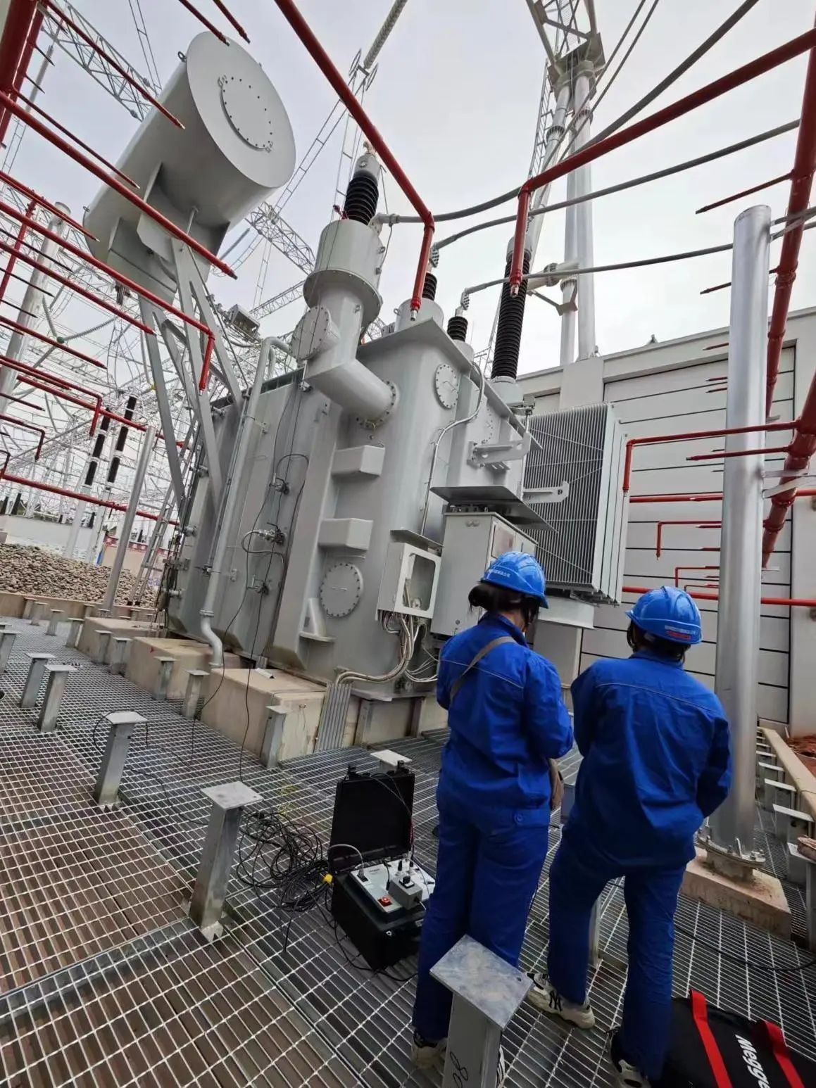 IDAX322高壓電力檢測(cè)現(xiàn)場(chǎng)