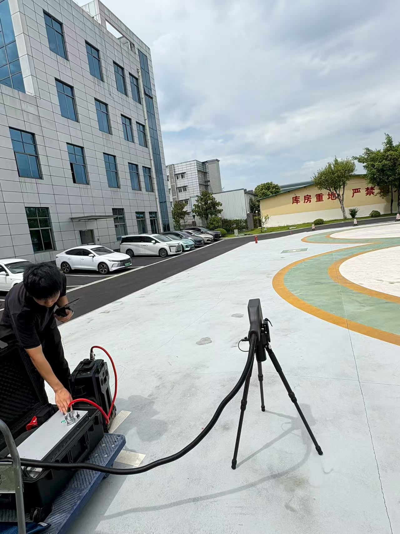 激光清障儀調(diào)試現(xiàn)場(chǎng)